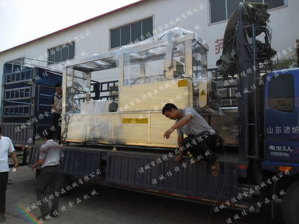 供應炸江米條油炸流水線   炸方便面油炸機  網(wǎng)帶式智能溫控油炸生產(chǎn)線