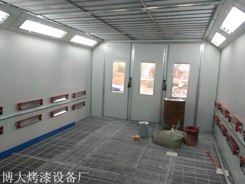 供應汽車烤漆房電加熱烤漆房，山東汽車烤漆房多少錢一平方？