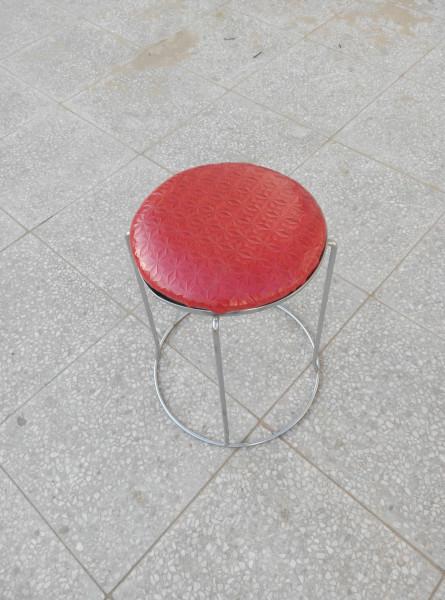 供應(yīng)鋼筋凳