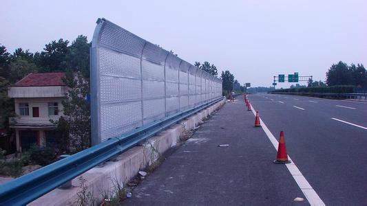 ,河北吸音板,河北防滑板,公路吸音图片