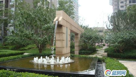 供應(yīng)金碧藍(lán)灣大潤(rùn)發(fā)高鐵站均價(jià)5500元