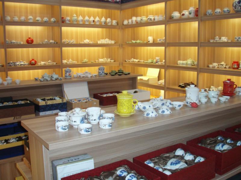 供應(yīng)青島茶葉店展柜設(shè)計定做茶莊展柜制作報價青島茶葉店展柜制作廠家青島茶葉店展柜制作中心