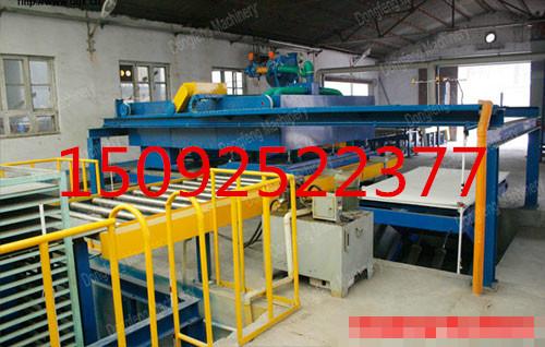 玻鎂防火裝飾板設(shè)備圖片