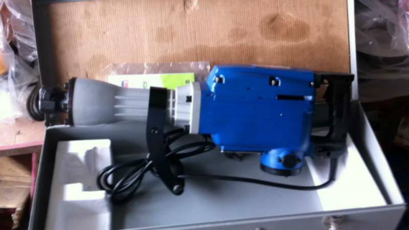 供應九川65A電鎬