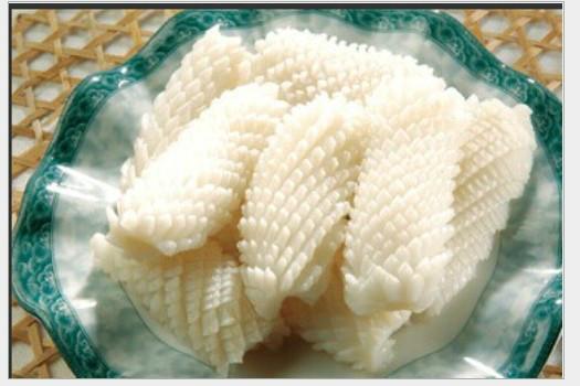 供應(yīng)廠家直銷優(yōu)質(zhì)魷魚切花機(jī)