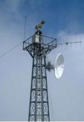 供應(yīng)無(wú)線電信號(hào)角鋼塔通訊信號(hào)發(fā)射塔 樓頂信號(hào)塔  山頂鐵塔