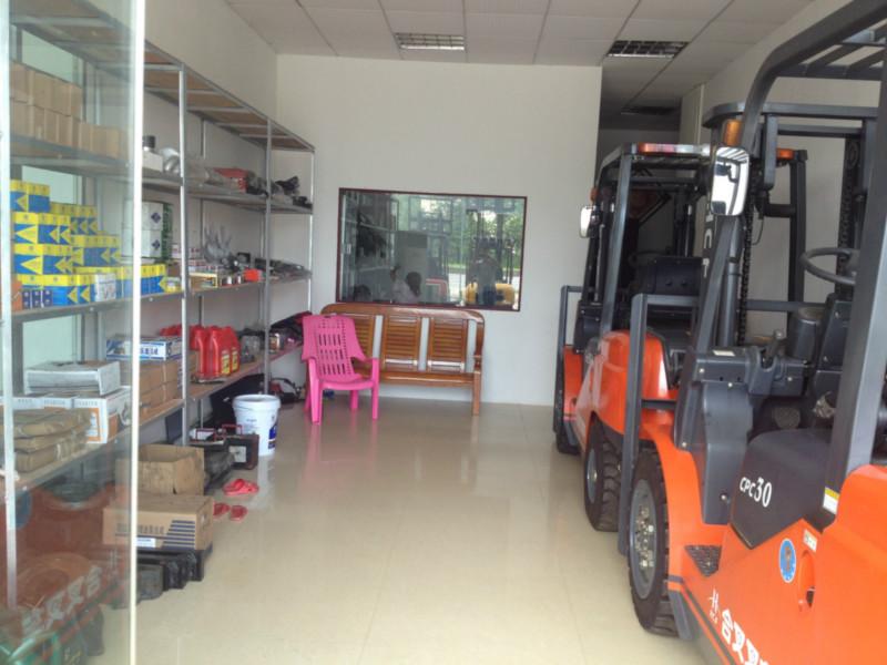 供應(yīng)朱村佳鈴叉車維修配件店