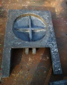 供應(yīng)高水頭加厚鑄鐵圓閘門