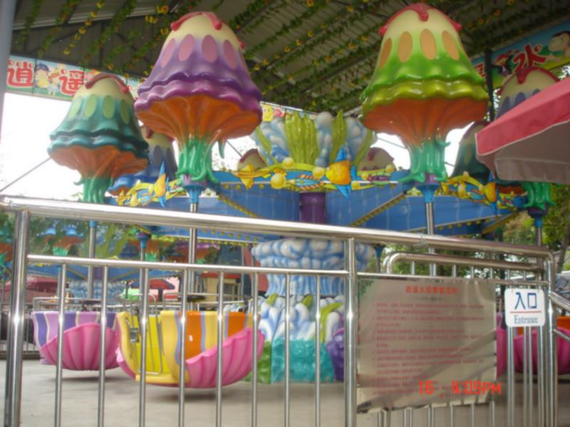 供應(yīng)逍遙水母生產(chǎn)廠家公園游樂設(shè)備