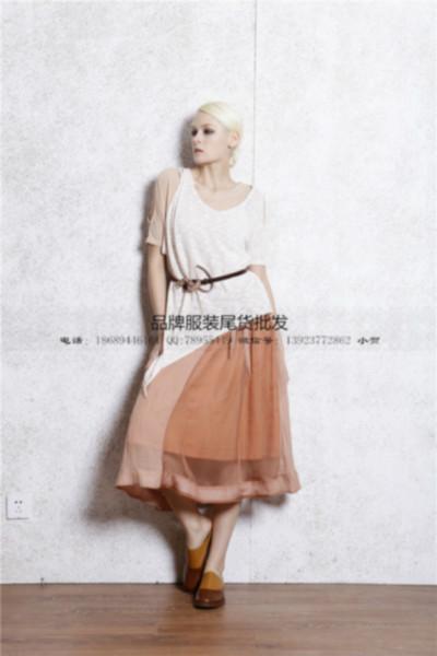 供應(yīng)Iamso品牌折扣尾貨女裝