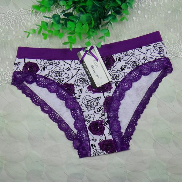 供應(yīng)外貿(mào)全棉女士內(nèi)褲批發(fā)廠家批發(fā)印花中腰女士內(nèi)褲 性感玫瑰花內(nèi)褲