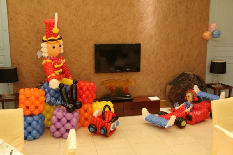 供應(yīng)成都?xì)馇蜓b飾/氣球造型布置/百日宴氣球裝飾/創(chuàng)意宴會(huì)設(shè)計(jì)