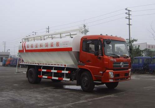 河南散裝飼料車廠家，河南散裝飼料車供應、河南散裝飼料車參數(shù)