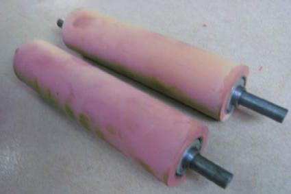 供應(yīng)包膠滾筒