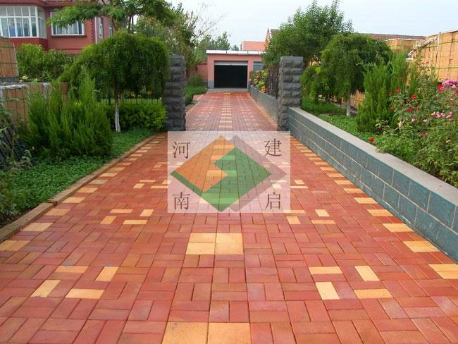 供應(yīng)廣場用鋪地?zé)Y(jié)磚規(guī)格 廣場磚鋪地?zé)Y(jié)磚規(guī)格燒結(jié)磚好處