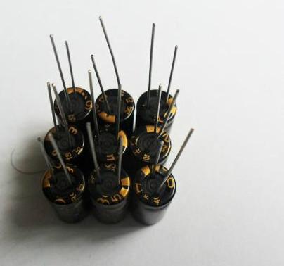 現(xiàn)貨2.2uf400v尺寸6.3x10電解電容圖片