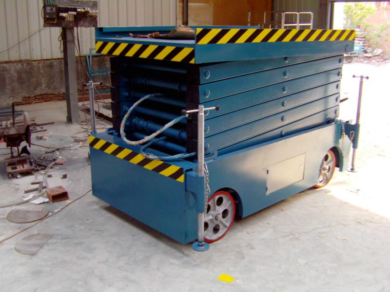 簡(jiǎn)易液壓升降機(jī)