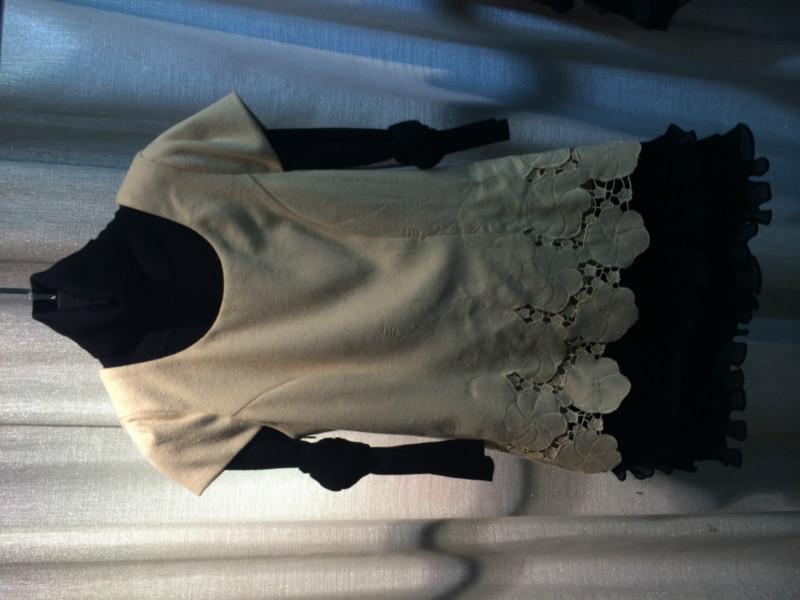 供應(yīng)仟逸品牌折扣店貨源