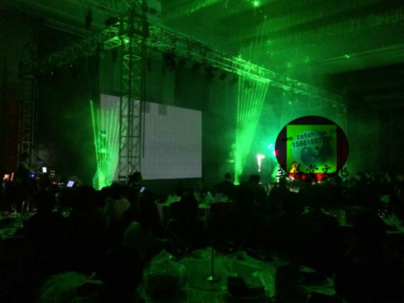 LED大屏，燈光舞美演繹等圖片