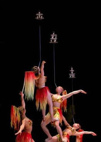 舞臺物料出租方案策劃雜技歌手圖片