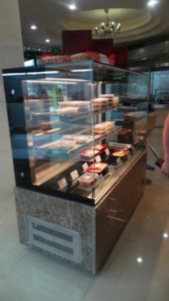 供應(yīng)焦作蛋糕柜直角敞開式蛋糕展示柜