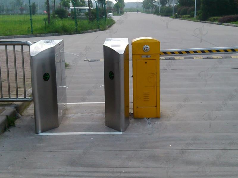 通道閘專業(yè)施工商圖片