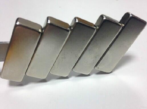 連州長方塊磁鐵圖片