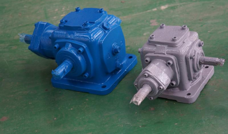 供應(yīng)金宇TB系列螺旋錐齒輪轉(zhuǎn)向箱