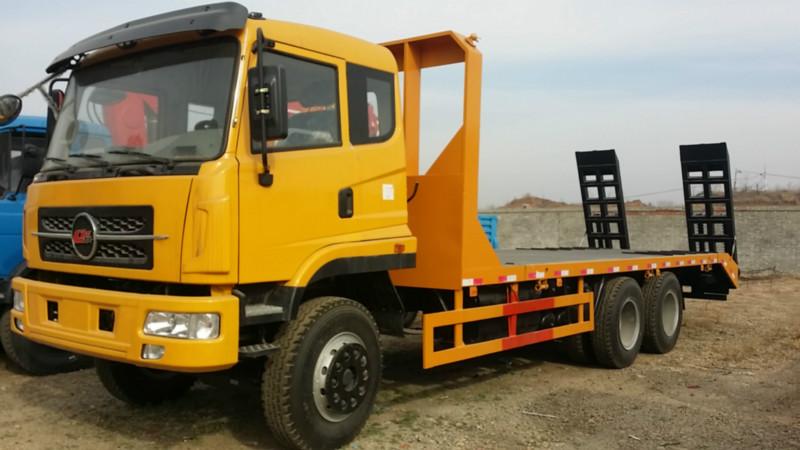 供應(yīng)出售楚風(fēng)后八輪平板運(yùn)輸車