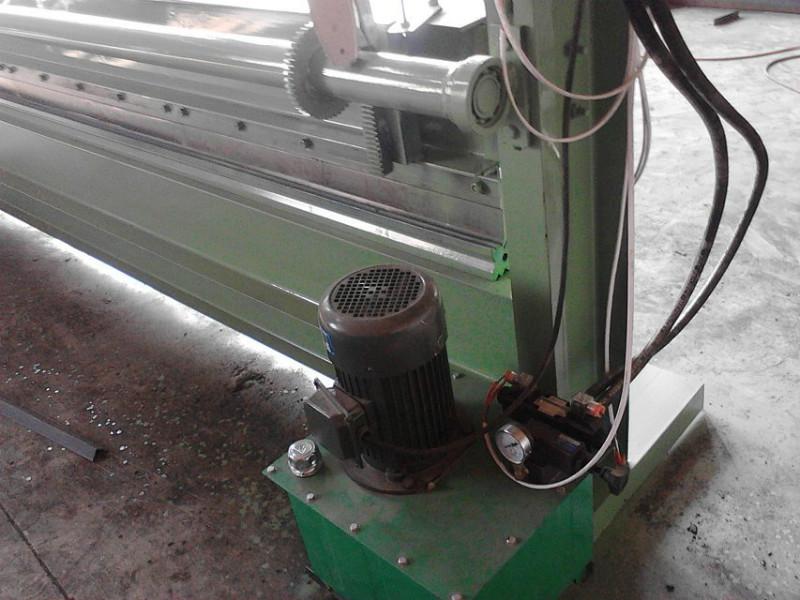 供應(yīng)760角馳壓瓦機(jī)，760角馳壓瓦機(jī)價(jià)格，760角馳壓瓦機(jī)廠家