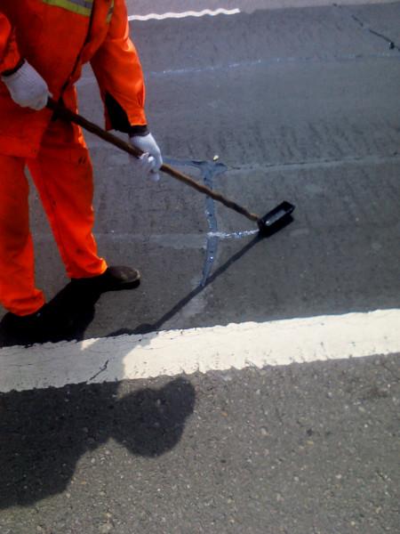 供应公路灌缝胶哪家好，河南道路灌封胶批发，灌封胶哪家好图片