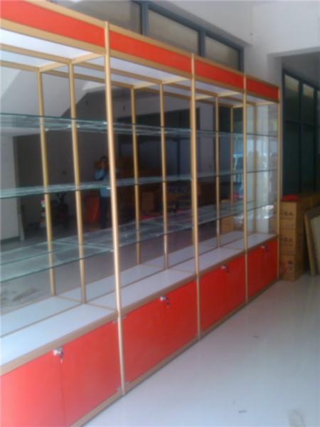 馬鞍山展柜貨架吧臺(tái)玻璃柜