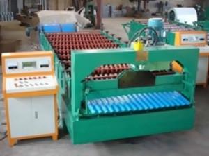 彩鋼壓瓦機(jī)圖片/彩鋼壓瓦機(jī)樣板圖 (2)