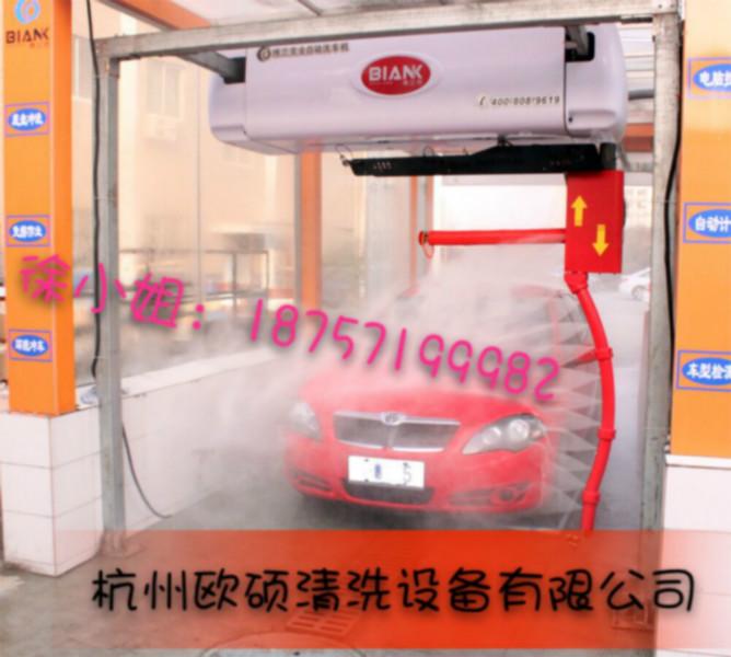 新型高性能全自動(dòng)洗車(chē)機(jī)電腦洗車(chē)機(jī)圖片