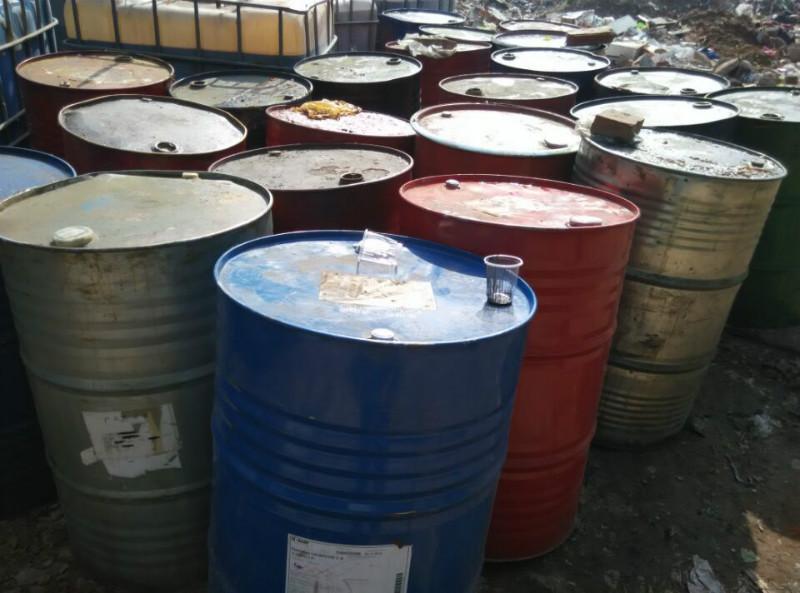 回收浙江庫存染料各種化工溶液圖片
