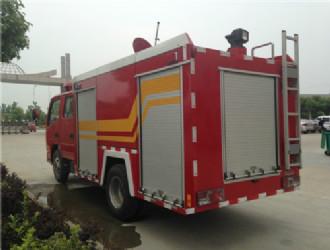 供應(yīng)東風(fēng)153水罐消防車6-7噸  隨州消防車廠家直銷