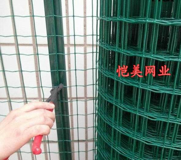 供應(yīng)武漢荷蘭網(wǎng)圍欄_荷蘭網(wǎng)柱子_荷蘭網(wǎng)批發(fā)市場