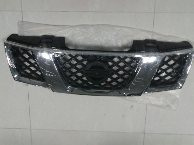 日產皮卡NAVARA中網圖片